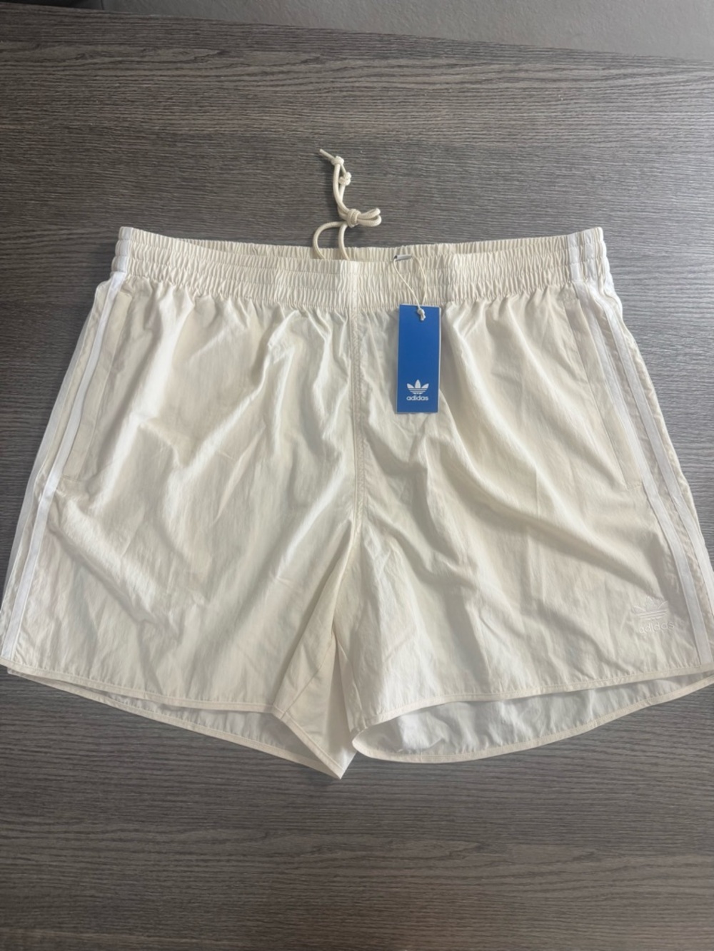 Adidas Men's Adicolor Sprinter Shorts Wonder White Size 2XL Zip Pockets